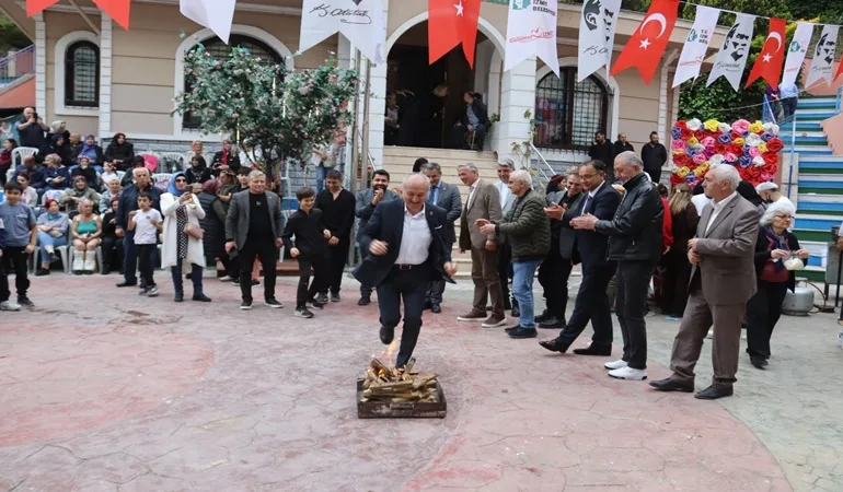 CHP Kocaeli İl Başkanı Arcan ateşin üstünden atladı!