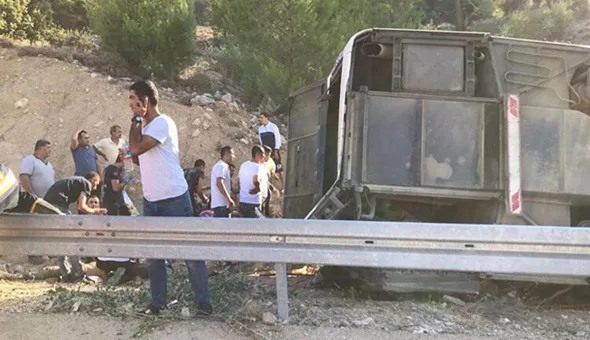Askeri otobüs şarampole uçtu: 5 şehit