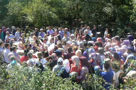 BİNLERCE AKP'Lİ PİKNİKTE BULUŞTU