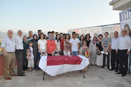 DİLKO İZMİT BAŞARIYI KUTLADI