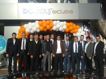 DOĞTAŞ MOBİLYA İZMİT’TE DEV BİR MAĞAZA AÇTI