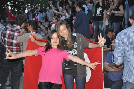 EYLEME İLGİ GİDEREK AZALIYOR