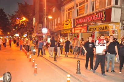 İZMİT GECE YARISI SAVAŞ ALANINA DÖNDÜ
