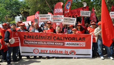 İZMİT'TE 1 MAYIS BÖYLE KUTLANDI