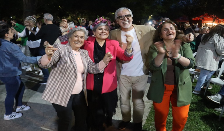 Yahya Kaptan’da Hıdırellez coşkusu! Vur patlasın çal oynasın