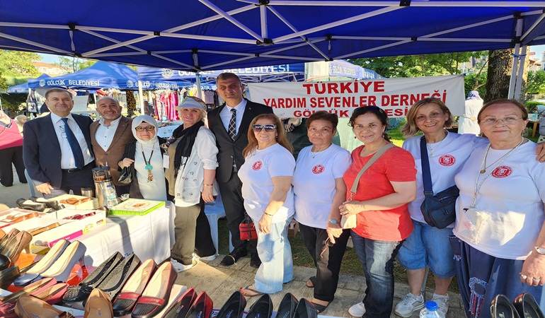 13. Bahar Şenliği Kavaklı Sahili AMFİ'de başladı