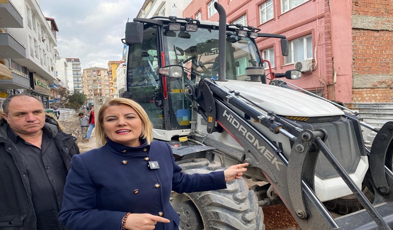 20 yıldır uğramadığınız sokaklarda çizmelerle şov yapmaya gerek yok!