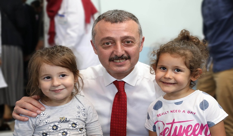 23 Nisan Türk Devleti’nin gelecek nesillere verdiği değerin dünyaya haykırışıdır