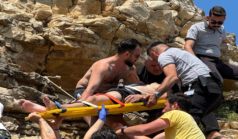 54 vatandaşı boğulmaktan kurtardılar