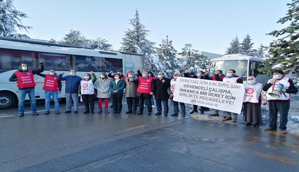 60’a yakın işçinin ücretsiz izne çıkarıldığı Tayaş Gıda’da eylem