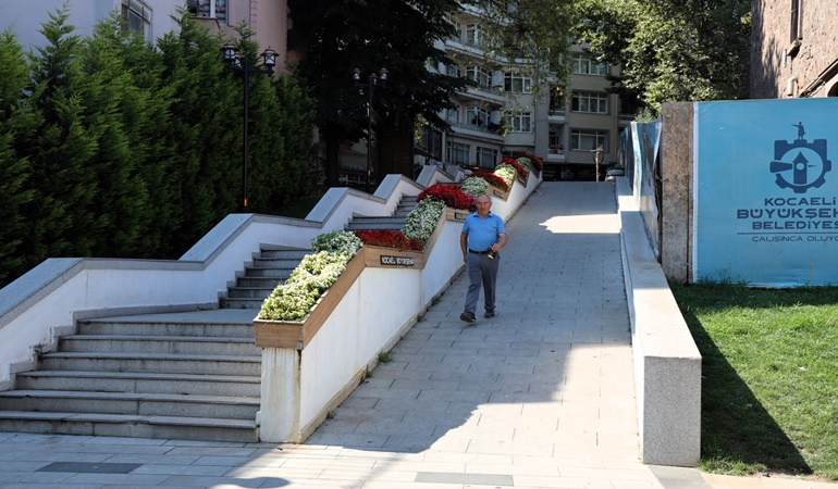 76 yaşındaki İlyas Karabulut, Mola Park’ta kendini evinde hissediyor
