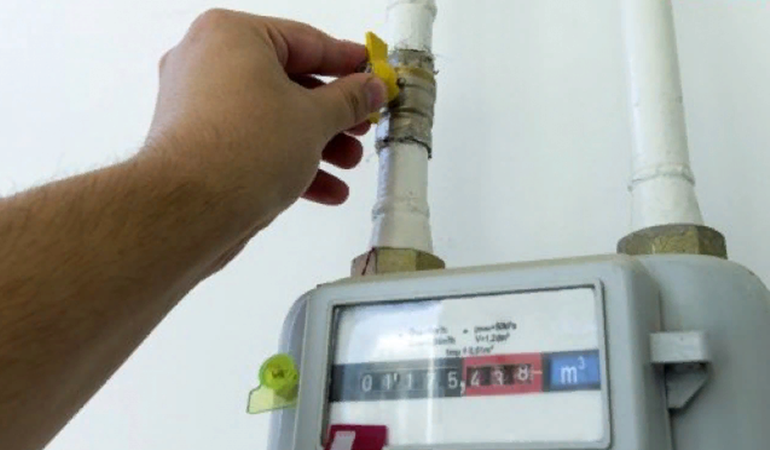 8 ayda binlerce kişinin doğal gazı kesildi