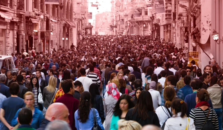 93 kişilik sözleşmeli işe binlerce kişi başvuru yaptı