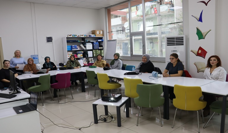 AÇEV ile İzmit Belediyesi, anneler için kolları sıvadı!