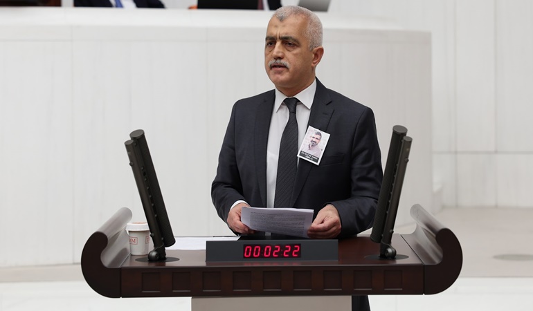 Açlık sınırı 14 bini buldu, 7500 lira emekli maaşı alamayanlar var