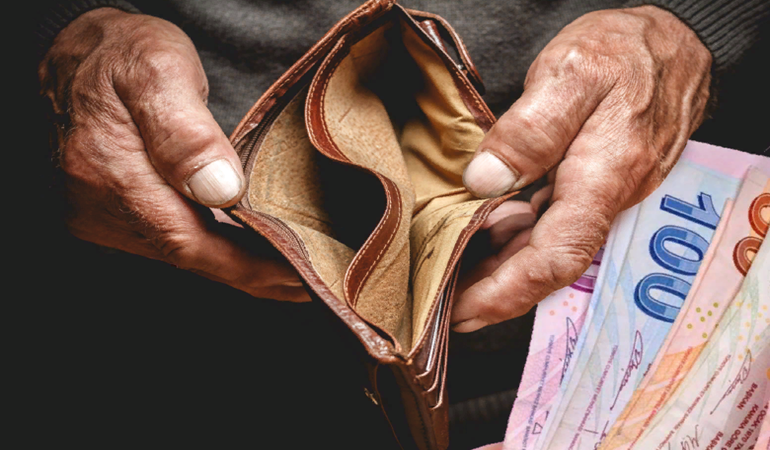 Açlık sınırı asgari ücretin 1,390 TL üzerine çıktı