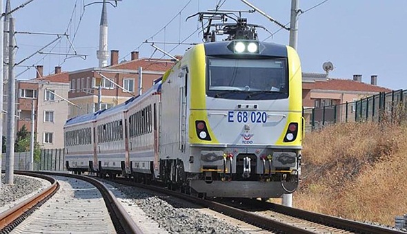 Adapazarı tren sefer sayısı daha da düşürüldü
