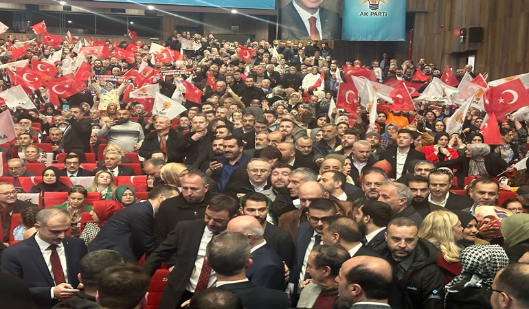Adayların ilan edildiği AKP’de hedef: 13'te 13 