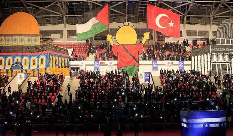 AGD, Kocaeli’de de yine alternatif yılbaşı gecesi düzenledi