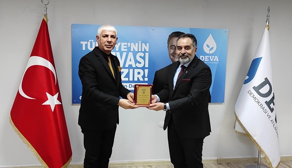 Ağrılılar, DEVA’ya gitti