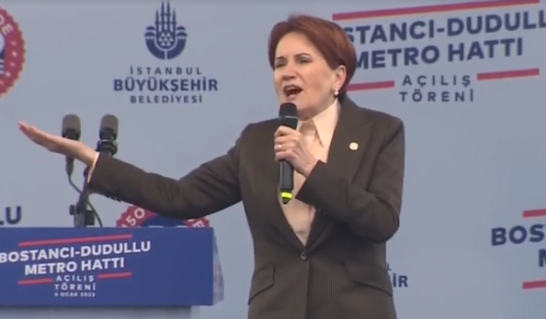 Ahmaklıklara ahmaklık denildiği zaman kızıyorlar