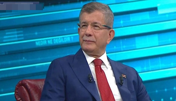 Ahmet Davutoğlu'ndan dikkat çeken çıkış