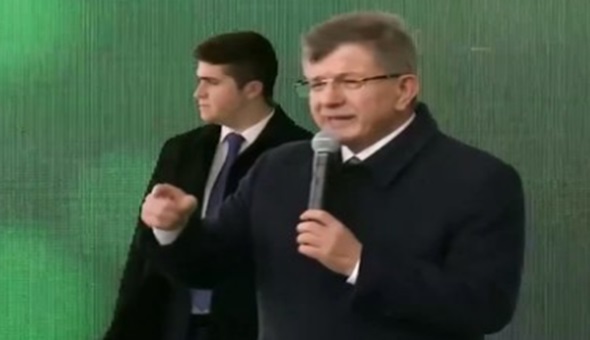 Ahmet Davutoğlu’ndan tokat gibi sözler