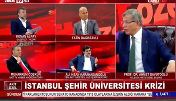 Ahmet Davutoğlu'nu canlı yayında kızdırdılar!