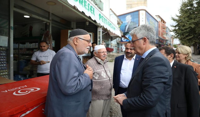 AK Parti Dilovası’nda tam kadro sahaya indi
