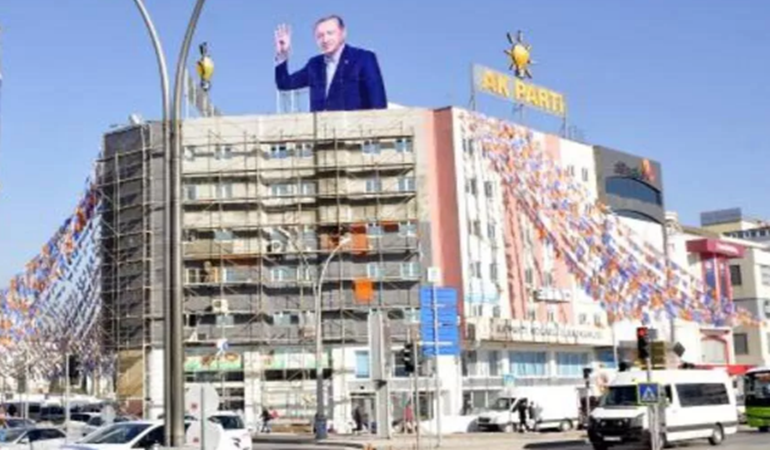 AK Parti Kocaeli’de 12 ilçede birden bayramlaşma programı belli oldu