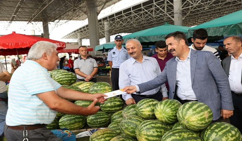 AK Parti Kocaeli’ye tatilde de dur durak yok