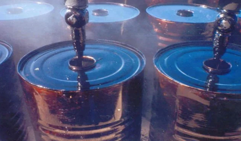 Akaryakıta da zam geldi