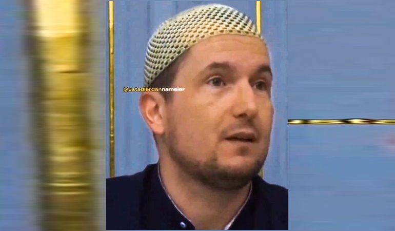 Akılları fikirleri cinsellikte