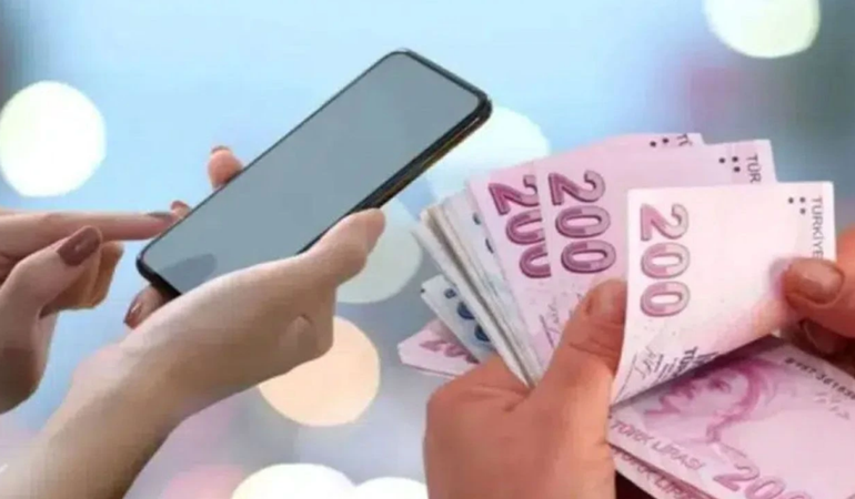 Akılları telefonlara da zam yolda!