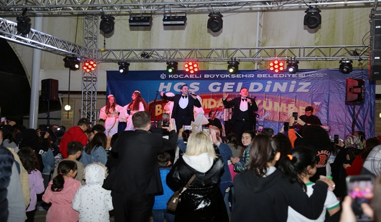 Akmeşe’de bayram coşkusu