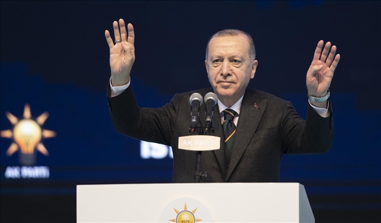 AKP'de Erdoğan sonrası liderlik hesapları!
