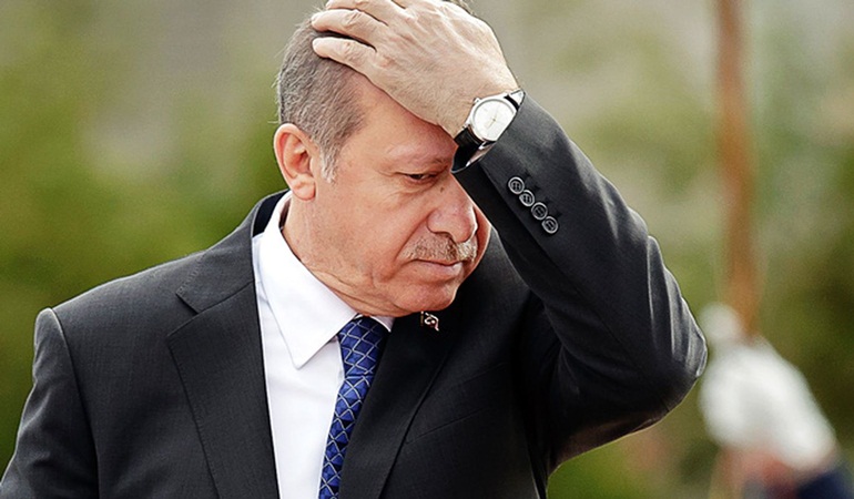 AKP’de moralleri bozan anket