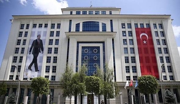 AKP'de olağanüstü hal ilan edildi! 