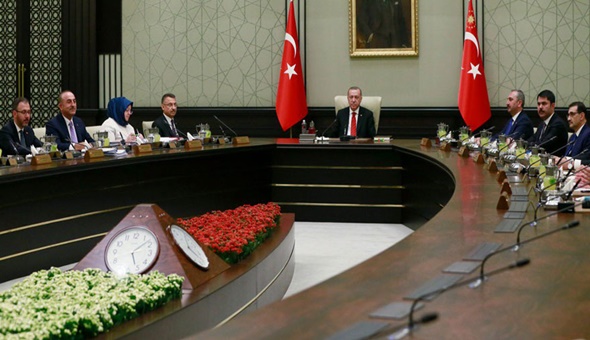 AKP'de yer yerinden oynayacak!  