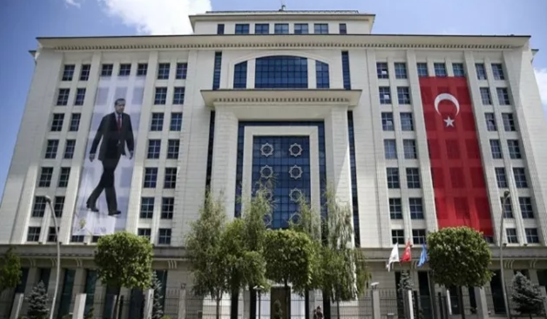 AKP'den 3 dönem kuralı açıklaması