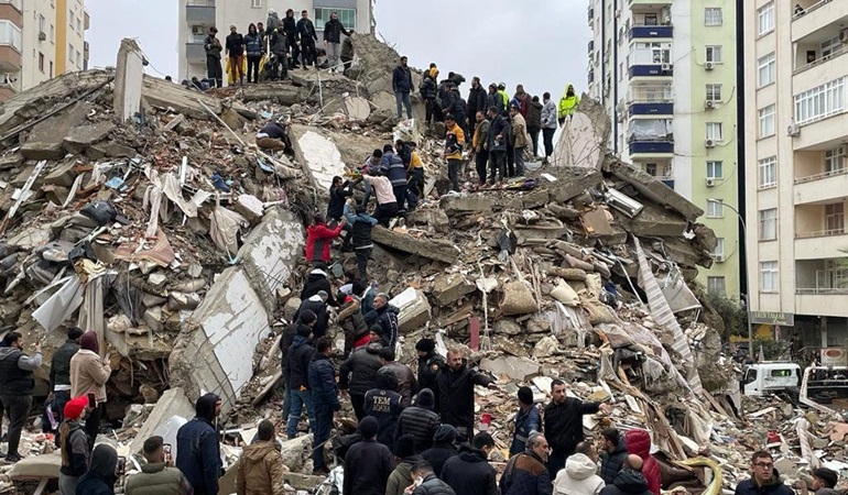 AKP Kocaeli İl Başkan Yardımcısı Talus’tan deprem açıklaması