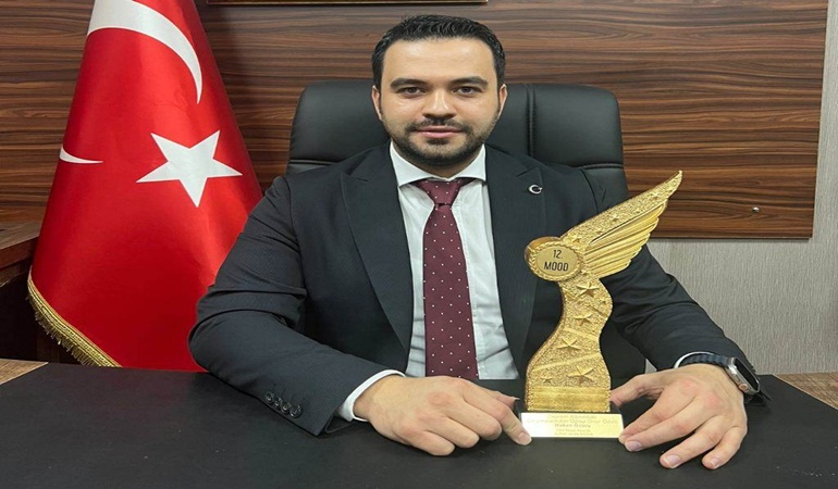 AKP’li aday Hakan Özsoy’a deprem çalışmaları onur ödülü