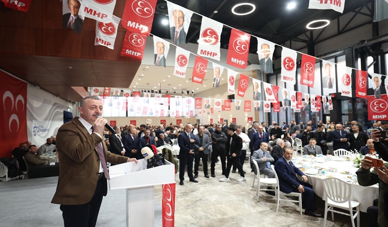 AKP’li Büyükakın’dan MHP’lilere: Sizlerle yol yürümekten gurur duyuyorum