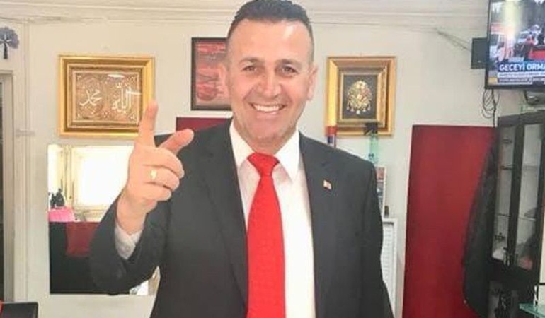 AKP’liler ekmeği ile oynanan Kurt’u görünce renkten renge giriyorlar!