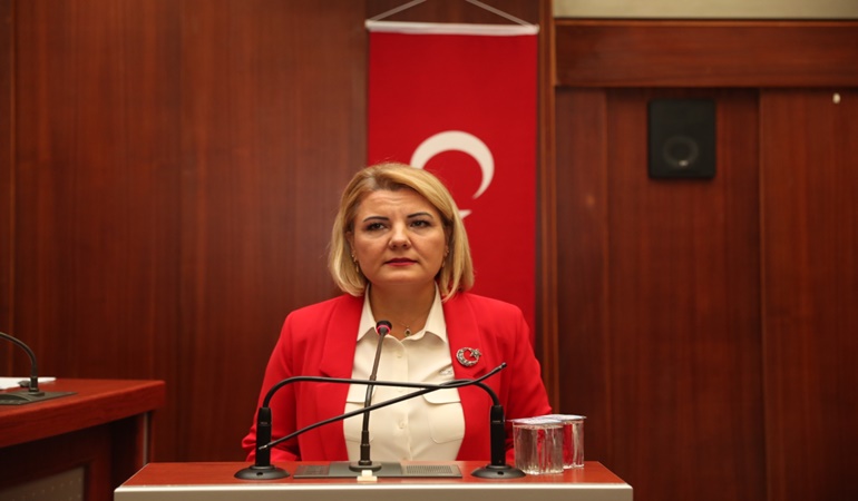 AKP’liler İzmit’te çocuklara yemek verilmesini engellemeye devam edecekler mi?