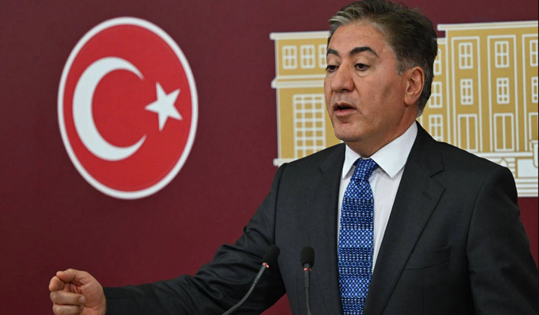 AKP'liler o belediyede seçimi kazanmak için para mı teklif etti?