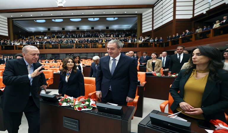 AKP'lilerin DEM'lilerle aramız bozulmasın telaşı!