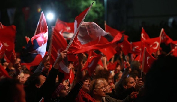 AKP’nin bayramları kutlamada sicili bozuk