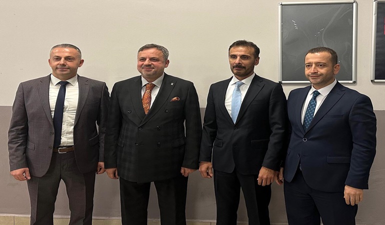 AKP’nin İzmit aday adayları görücüye çıktı!