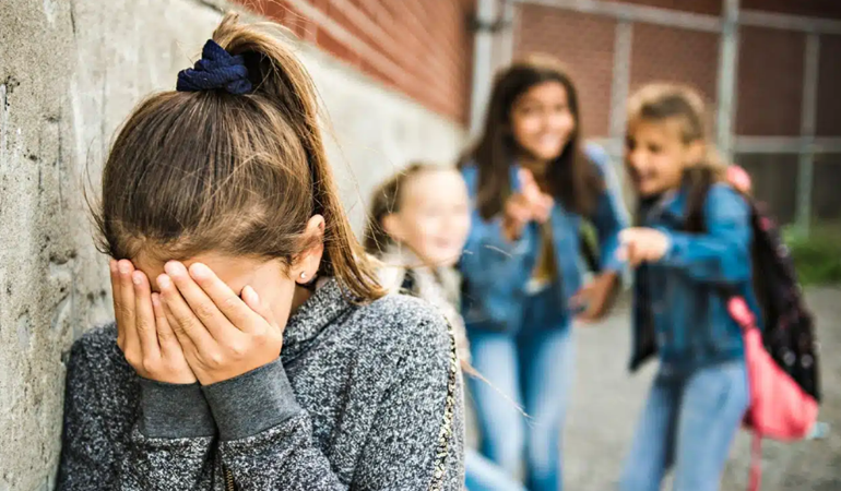 Akran zorbalığına karşı bir hamle daha!
